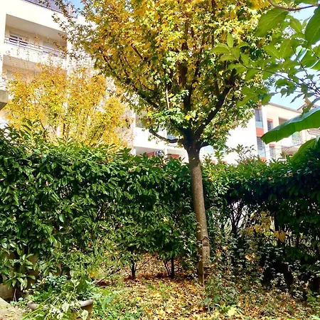 Urban Refuge Private Garden, Close To Part Dieu Station
